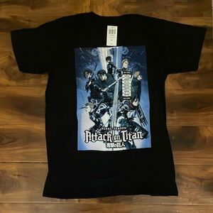 NEW WITH TAGS! Hot Topic Women’s Attack on Titian T-Shirt Size M